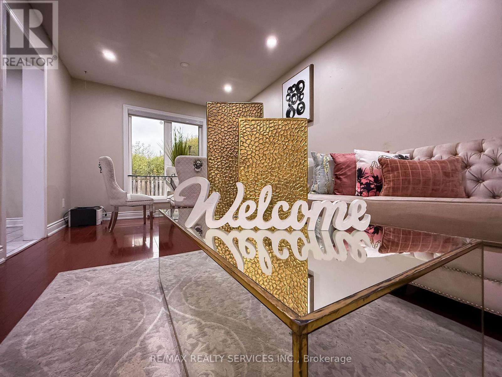 69 Pennsylvania Avenue, Brampton, Ontario  L6Y 4P3 - Photo 14 - W12533798