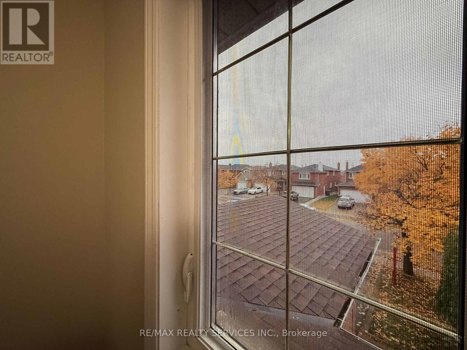 69 Pennsylvania Avenue, Brampton, Ontario  L6Y 4P3 - Photo 30 - W12533798