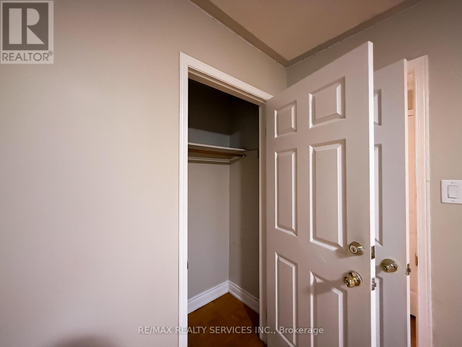 69 Pennsylvania Avenue, Brampton, Ontario  L6Y 4P3 - Photo 38 - W12533798