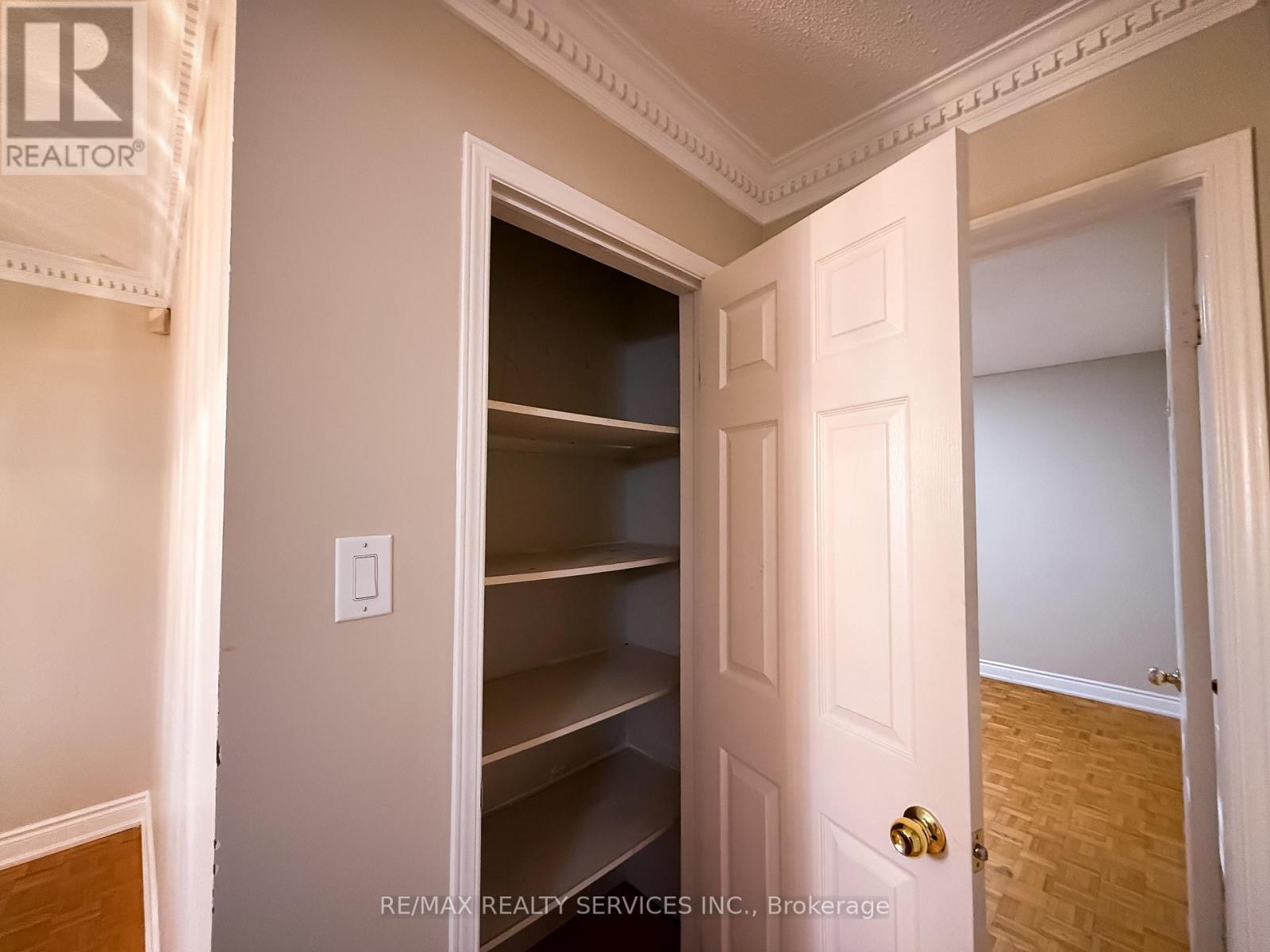 69 Pennsylvania Avenue, Brampton, Ontario  L6Y 4P3 - Photo 43 - W12533798