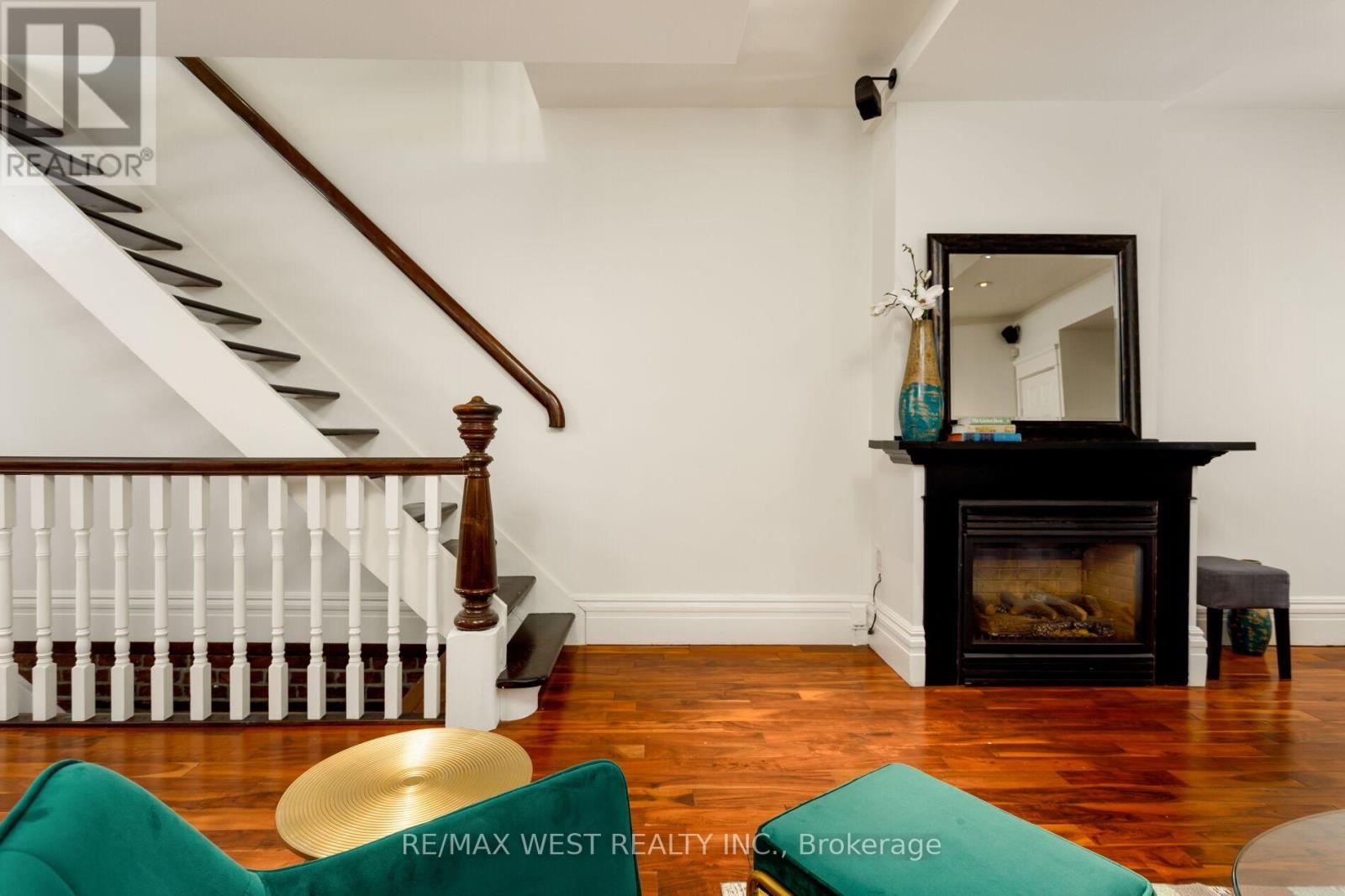 79 Springhurst Avenue, Toronto, Ontario  M6K 1B7 - Photo 27 - W12533806