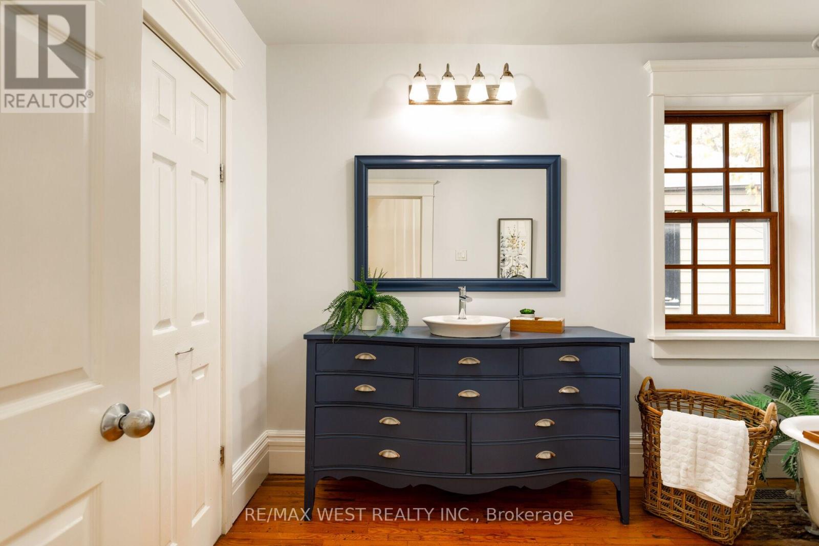 79 Springhurst Avenue, Toronto, Ontario  M6K 1B7 - Photo 35 - W12533806