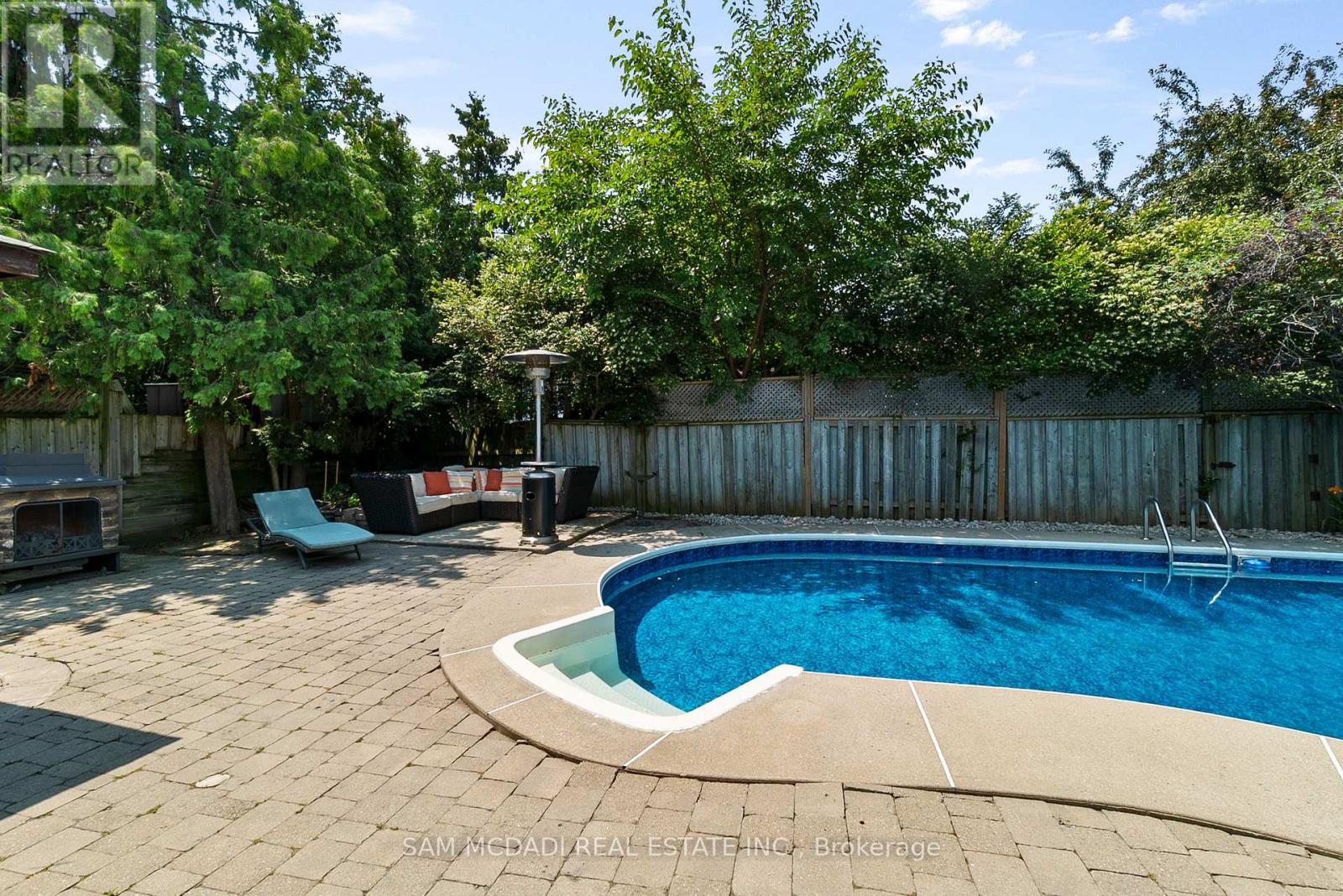 496 Seymour Drive, Oakville, Ontario  L6L 3K1 - Photo 33 - W12533820