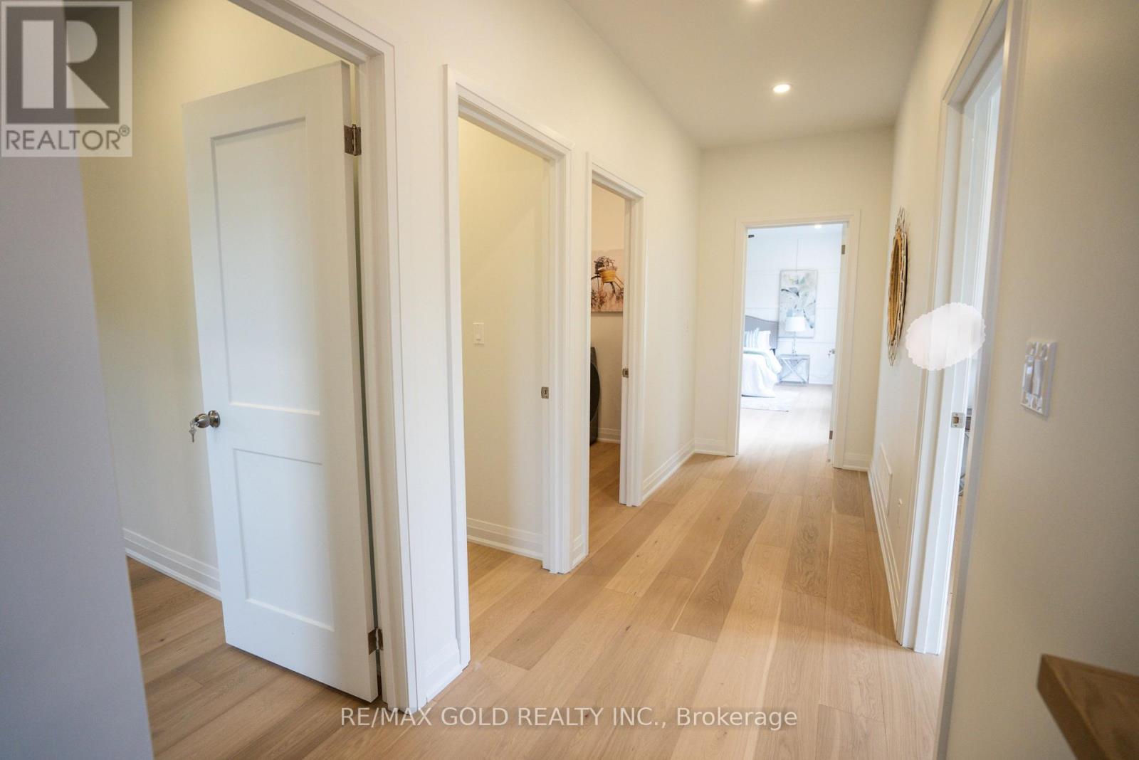 50 Willow Street, Caledon, Ontario  L7E 1C4 - Photo 18 - W12533822