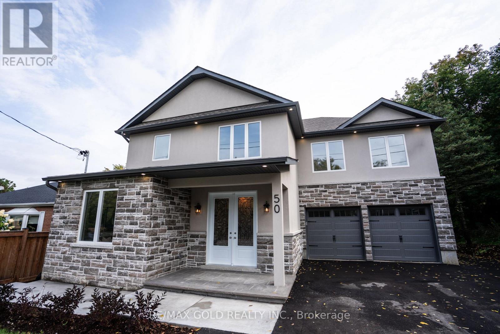 50 Willow Street, Caledon, Ontario  L7E 1C4 - Photo 3 - W12533822