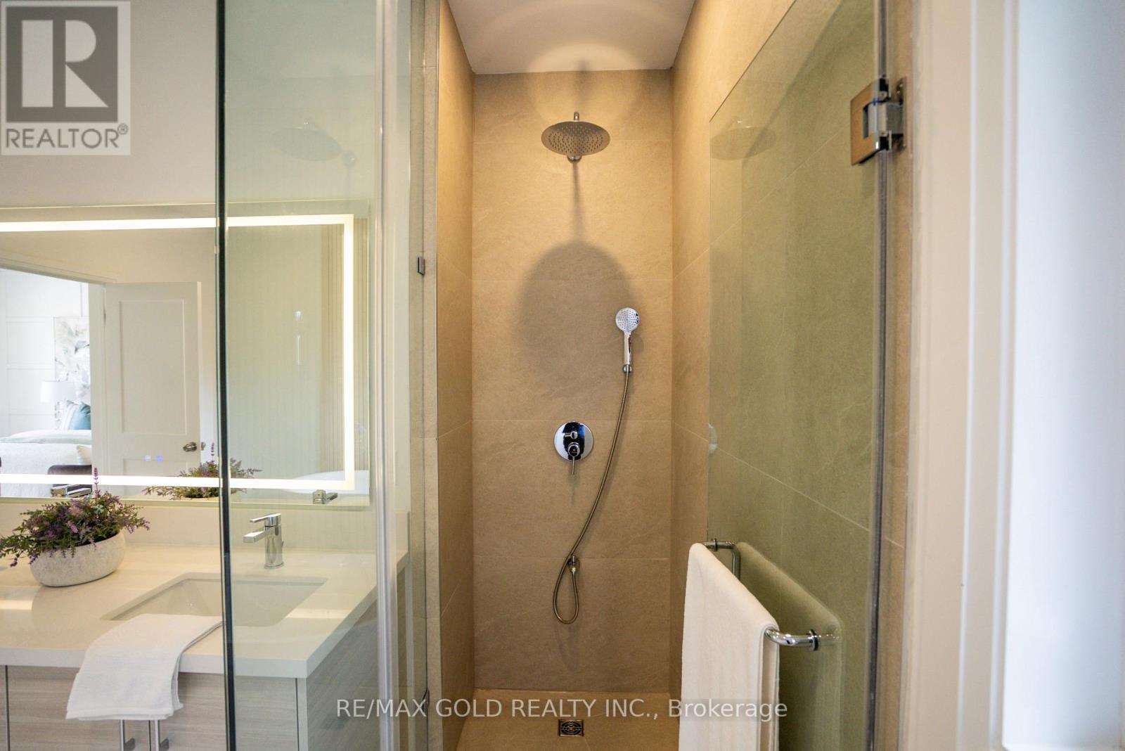 50 Willow Street, Caledon, Ontario  L7E 1C4 - Photo 35 - W12533822