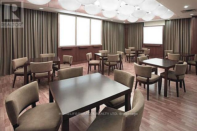 Gph20 - 3888 Duke Of York Boulevard, Mississauga, Ontario  L5B 4P5 - Photo 13 - W12533836