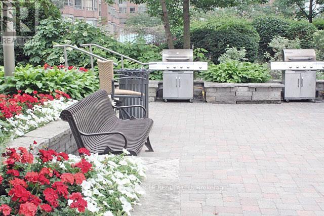 Gph20 - 3888 Duke Of York Boulevard, Mississauga, Ontario  L5B 4P5 - Photo 4 - W12533836