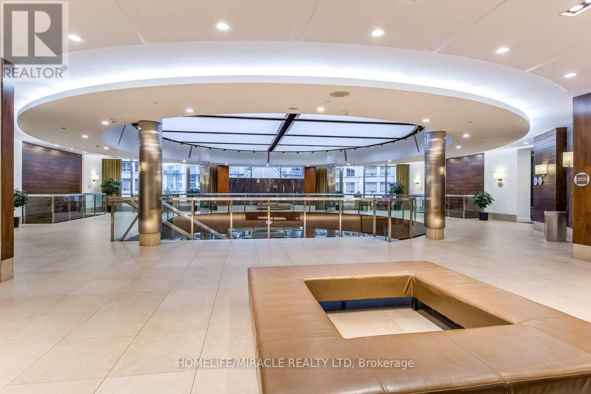 Gph20 - 3888 Duke Of York Boulevard, Mississauga, Ontario  L5B 4P5 - Photo 5 - W12533836