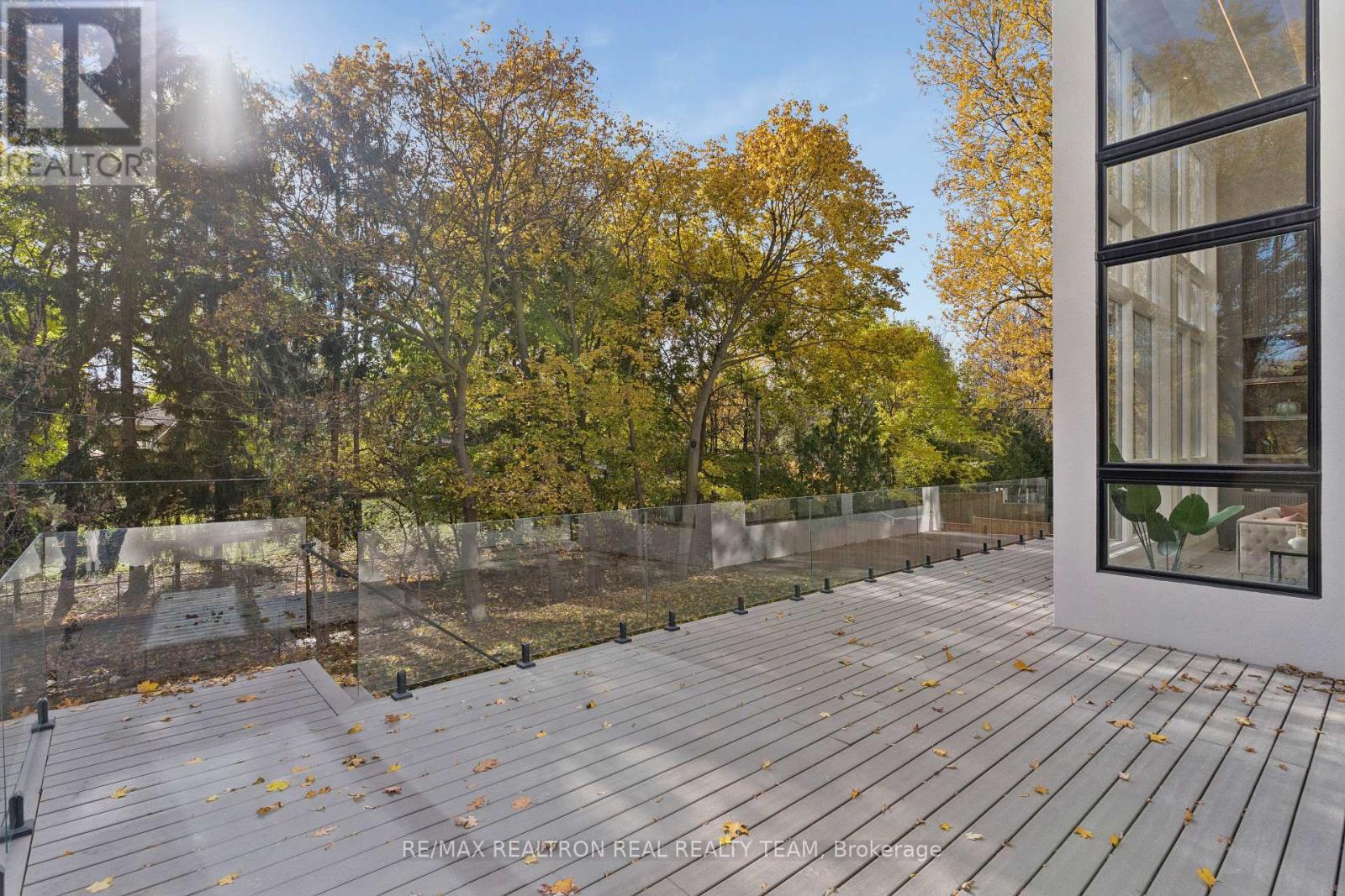 1362 Sedgewick Crescent, Oakville, Ontario  L6L 1X8 - Photo 46 - W12533852