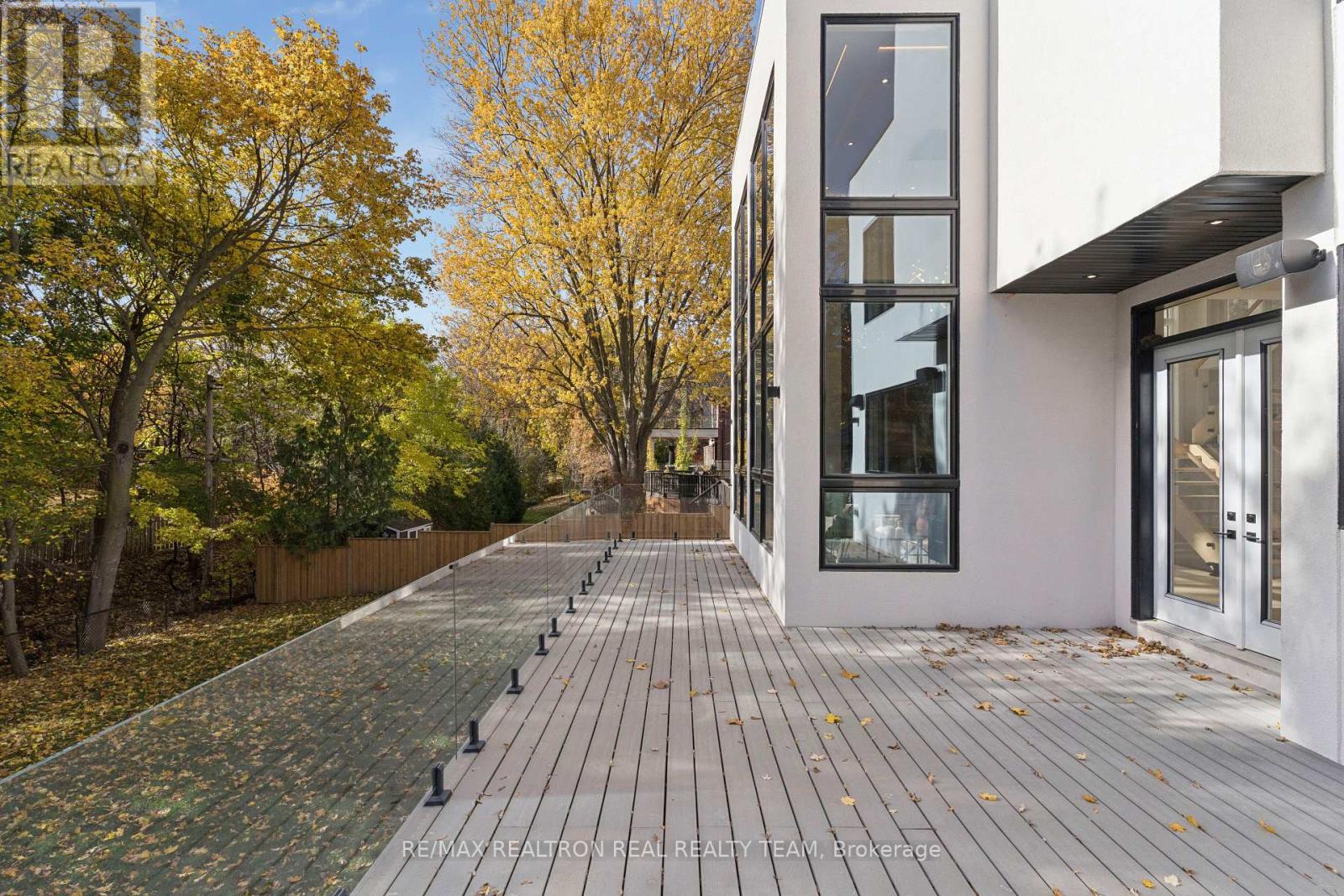 1362 Sedgewick Crescent, Oakville, Ontario  L6L 1X8 - Photo 47 - W12533852