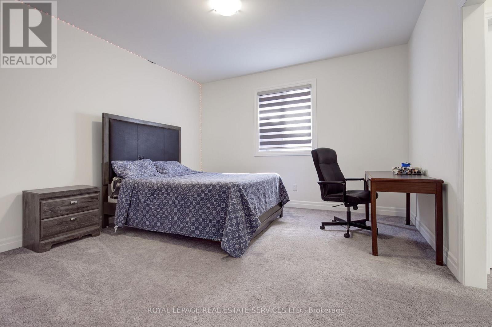 48 Viva Gardens, Oakville, Ontario  L6H 0Z1 - Photo 23 - W12533874