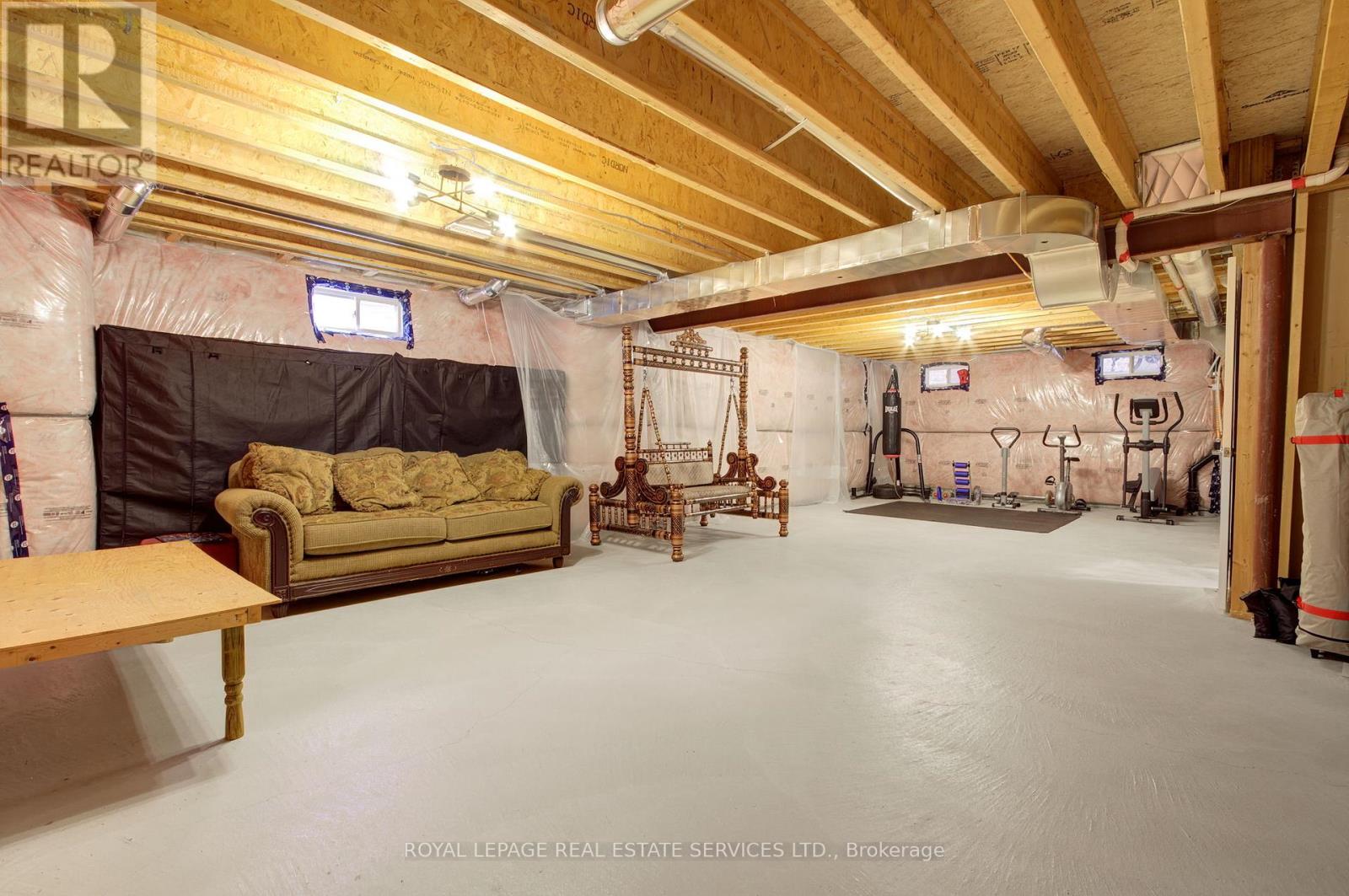 48 Viva Gardens, Oakville, Ontario  L6H 0Z1 - Photo 30 - W12533874