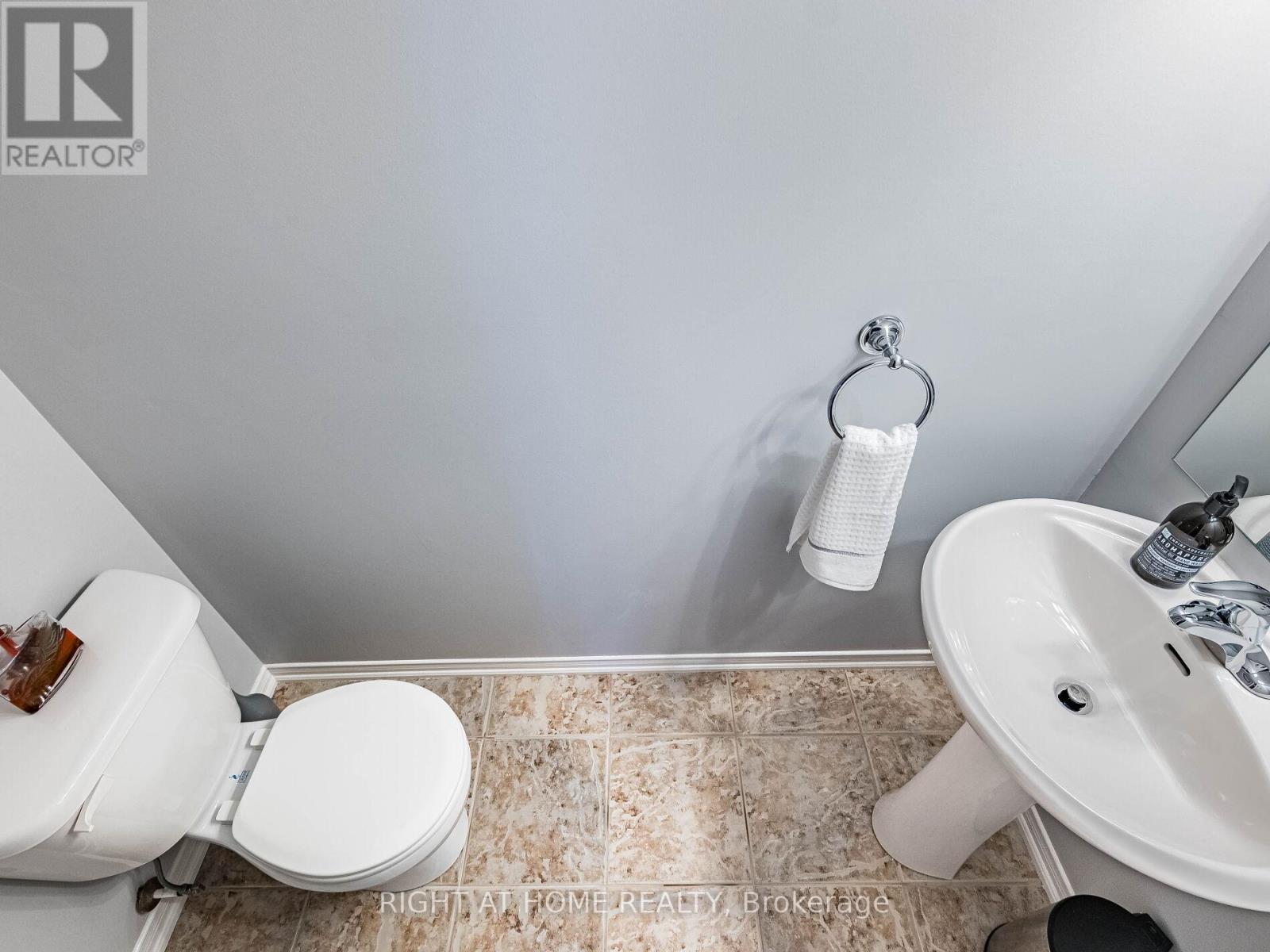 9 - 19 Hays Boulevard, Oakville, Ontario  L6H 0H8 - Photo 19 - W12533886