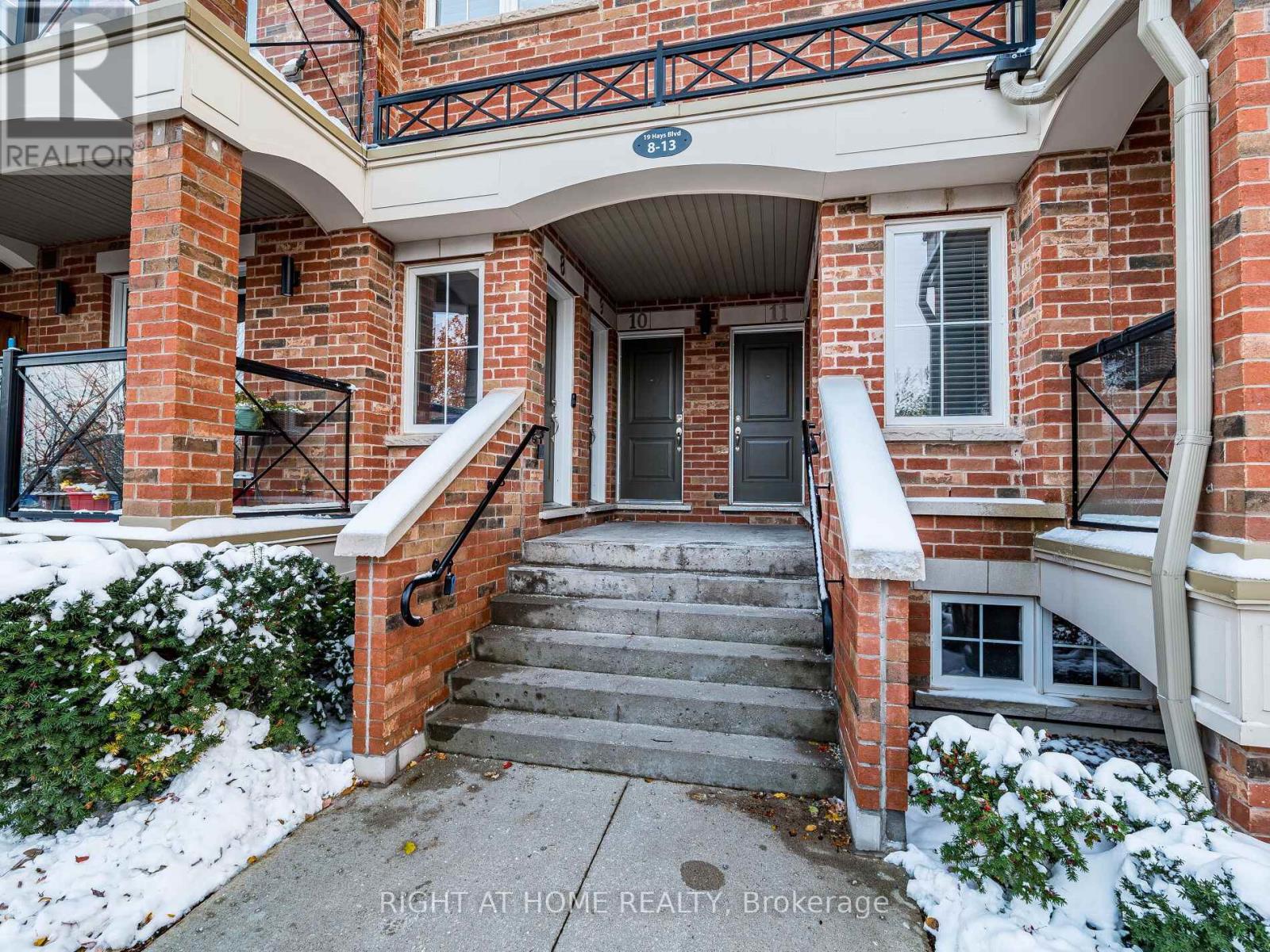 9 - 19 Hays Boulevard, Oakville, Ontario  L6H 0H8 - Photo 4 - W12533886