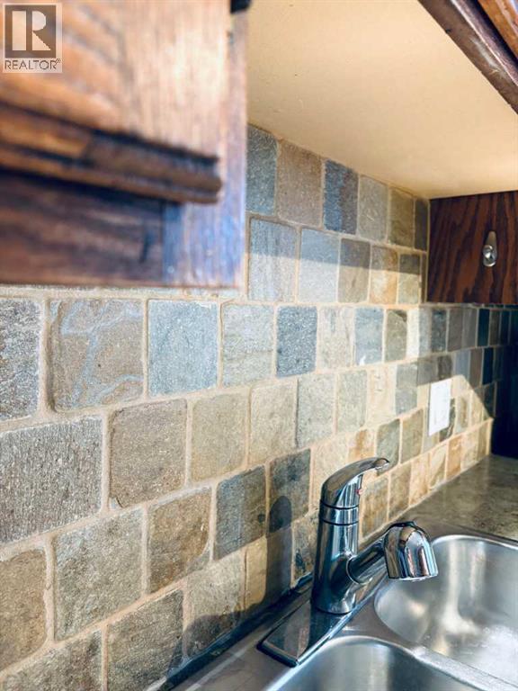 7421 98b Street, Peace River, Alberta  T8S 1B5 - Photo 6 - A2268556