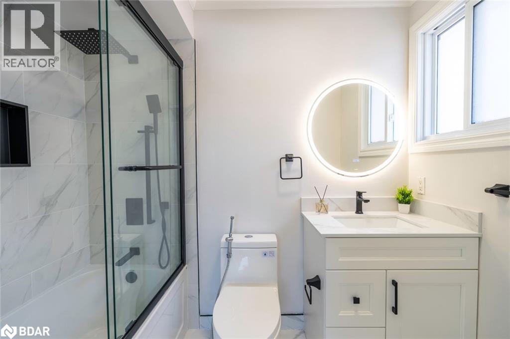 12 Cuthbert Street, Barrie, Ontario  L4N 6X7 - Photo 7 - 40787526