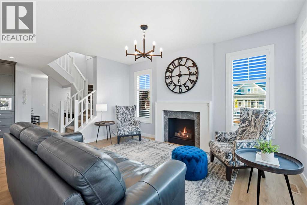 3 Emberside Garden, Cochrane, Alberta  T4C 2L8 - Photo 11 - A2258633