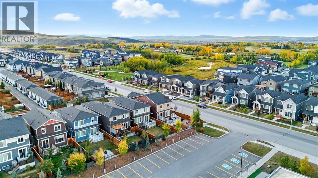 3 Emberside Garden, Cochrane, Alberta  T4C 2L8 - Photo 40 - A2258633