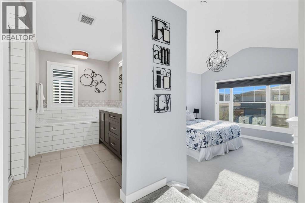 3 Emberside Garden, Cochrane, Alberta  T4C 2L8 - Photo 21 - A2258633