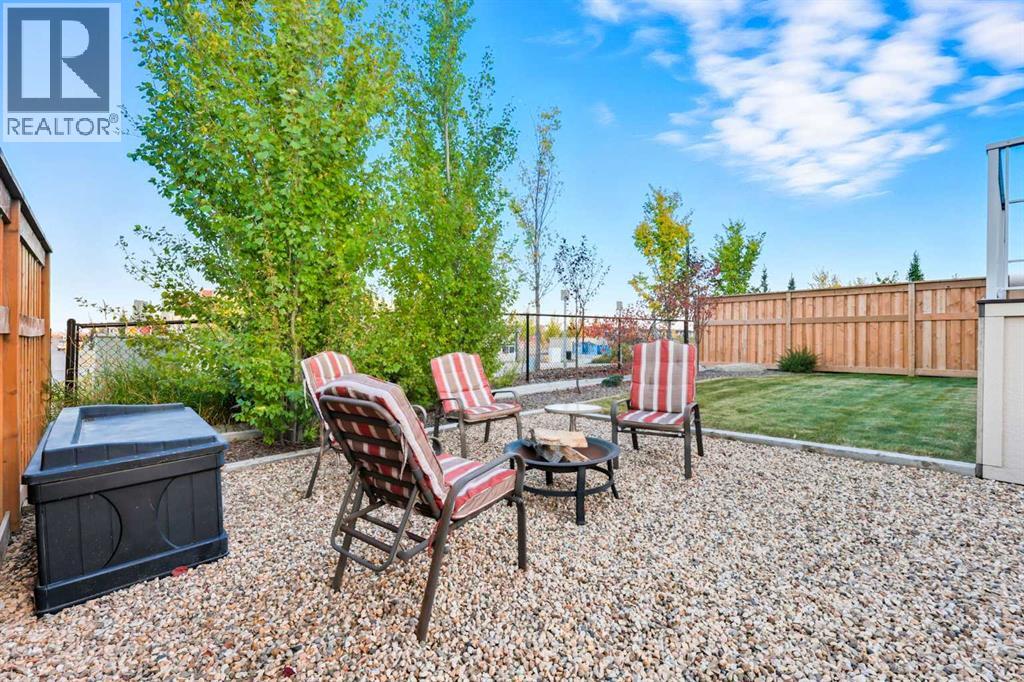 3 Emberside Garden, Cochrane, Alberta  T4C 2L8 - Photo 37 - A2258633