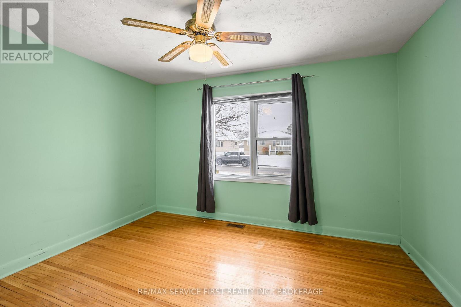 28 Brant Avenue, Kingston, Ontario  K7K 4V1 - Photo 14 - X12533976