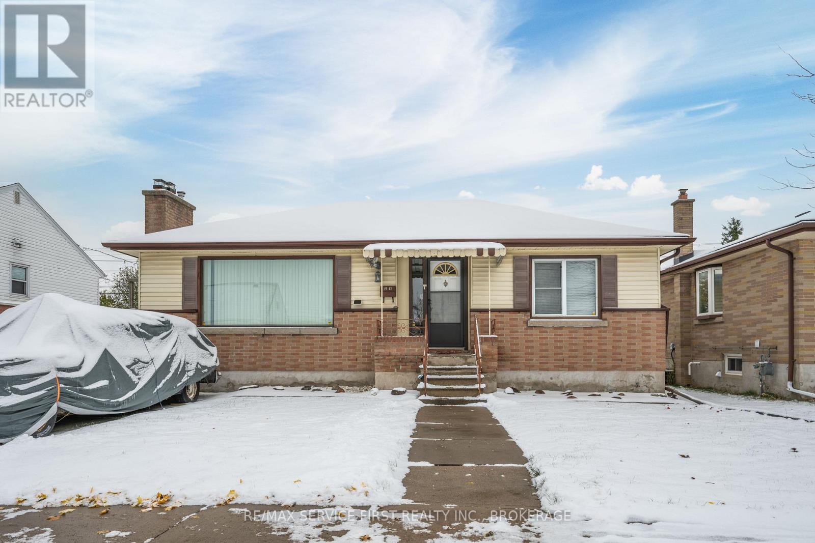 28 Brant Avenue, Kingston, Ontario  K7K 4V1 - Photo 2 - X12533976