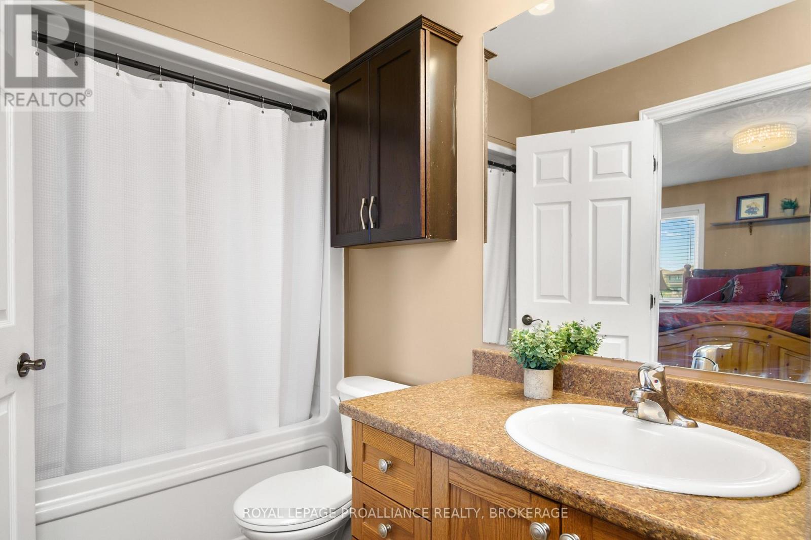 121 Blakely Street, Loyalist, Ontario  K7N 0A3 - Photo 17 - X12534024