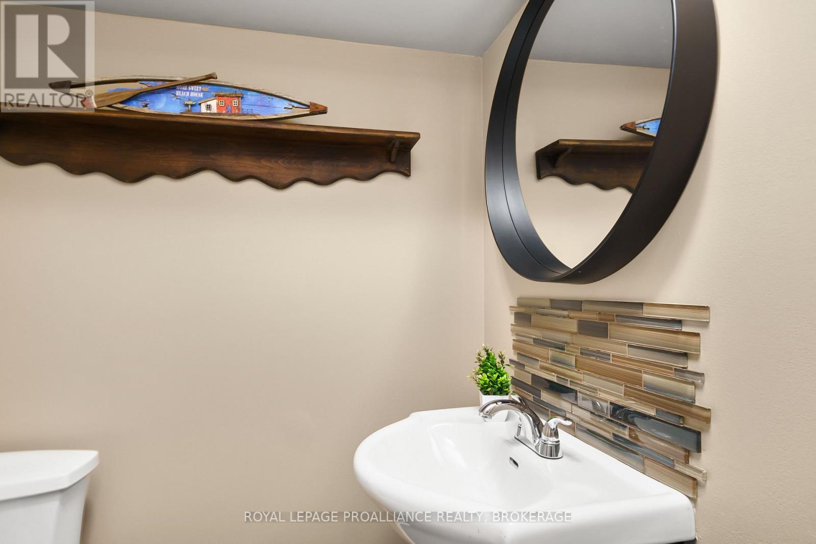 121 Blakely Street, Loyalist, Ontario  K7N 0A3 - Photo 29 - X12534024