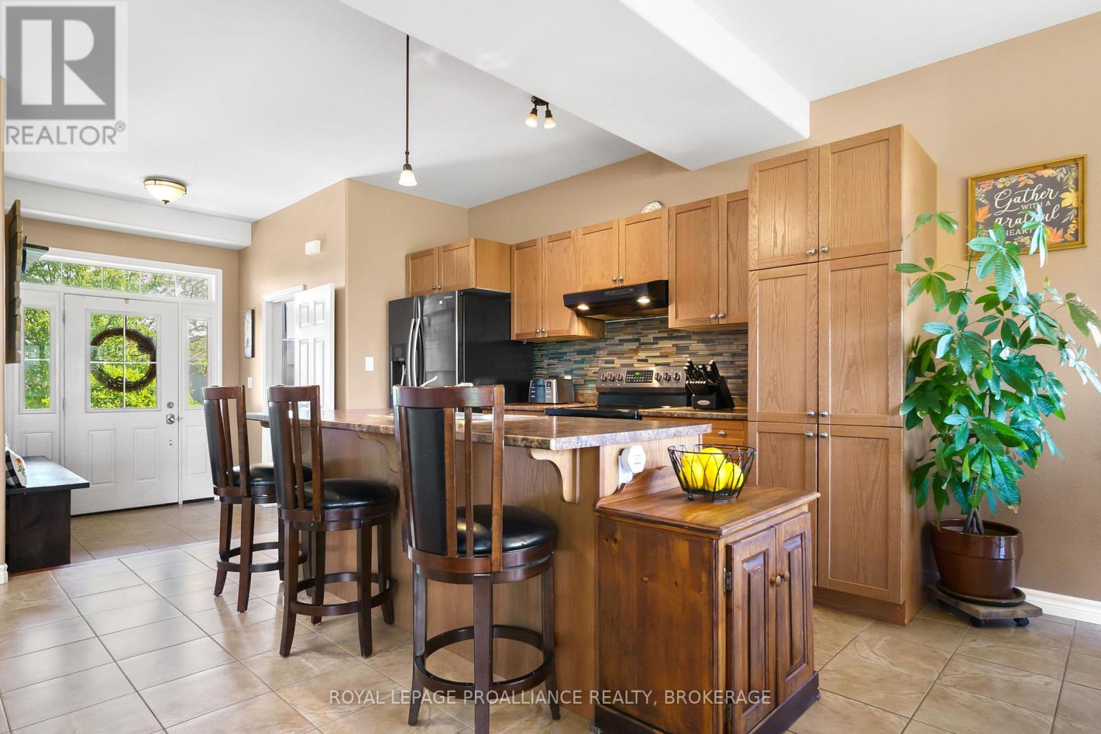 121 Blakely Street, Loyalist, Ontario  K7N 0A3 - Photo 5 - X12534024