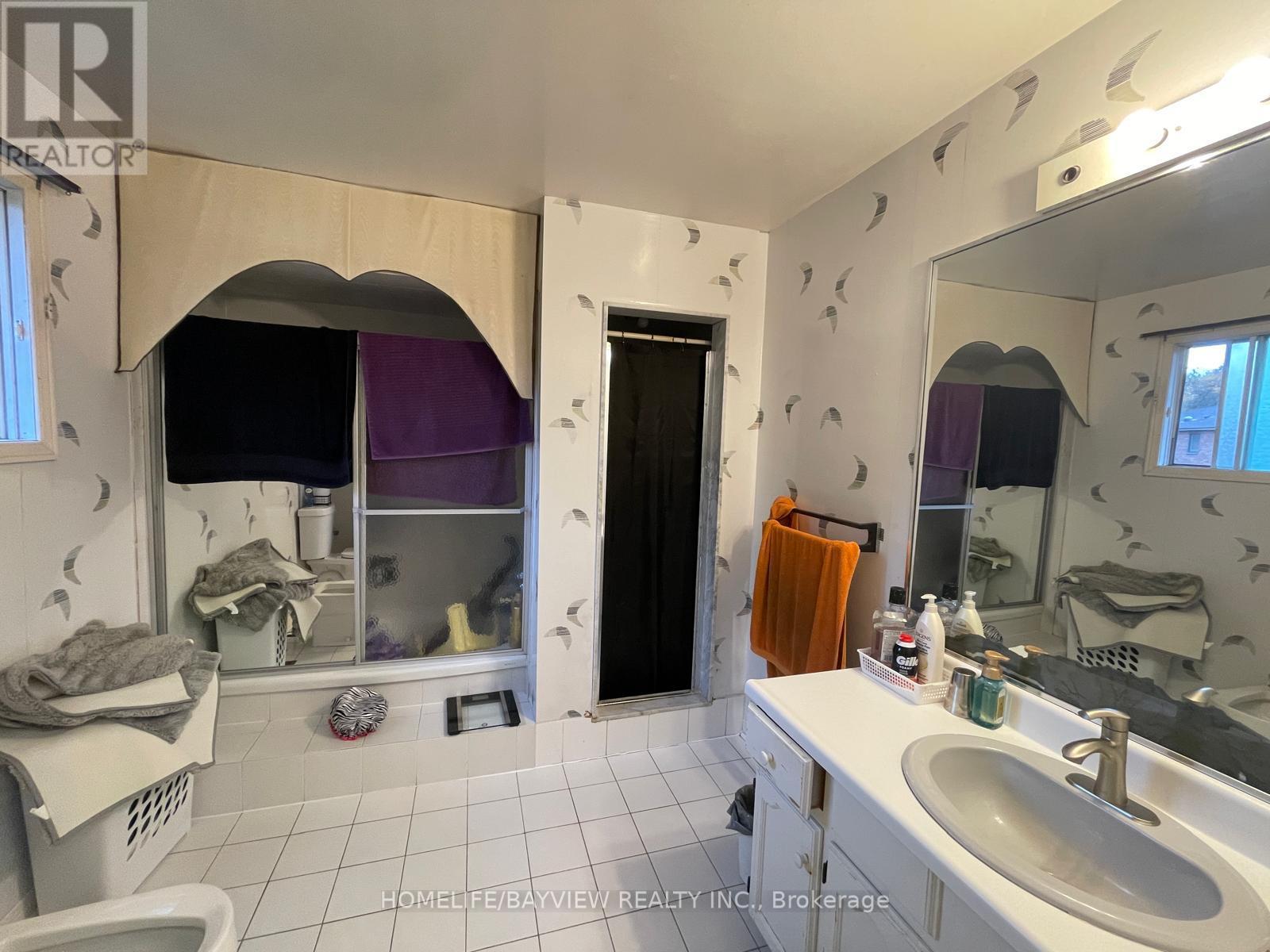 117 Summerdale Drive, Markham, Ontario  L3T 6Y6 - Photo 22 - N12527188