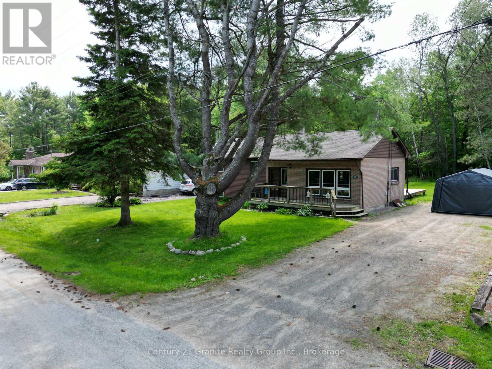37 Mckay Street, Minden Hills, Ontario  K0M 2K0 - Photo 29 - X12533966