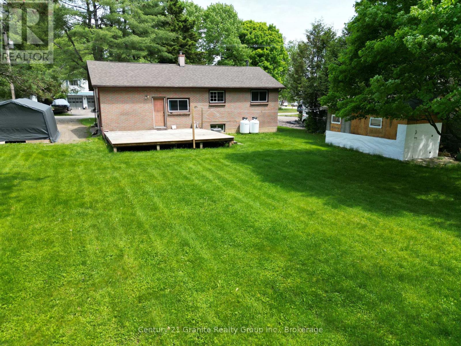 37 Mckay Street, Minden Hills, Ontario  K0M 2K0 - Photo 32 - X12533966