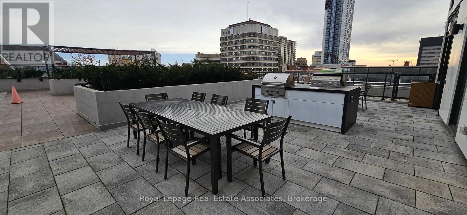 409 - 55 Duke Street W, Kitchener, Ontario  N2H 0C9 - Photo 8 - X12533724