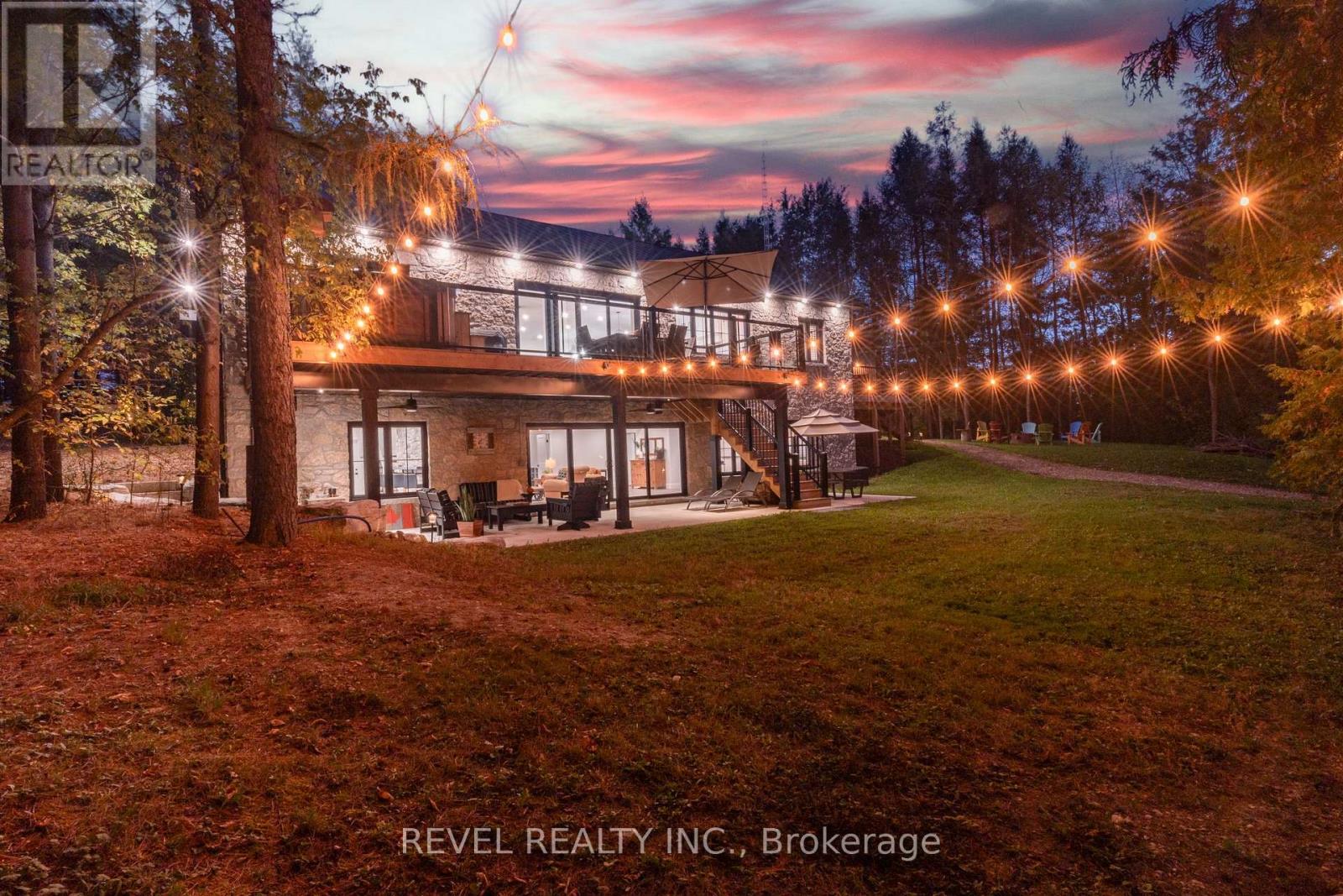 7404 Wellington Road, Mapleton, Ontario  N0G 2K0 - Photo 40 - X12533746