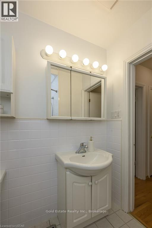 Main Floor - 619 Ross Street, London East, Ontario  N5Y 3V8 - Photo 21 - X12533812