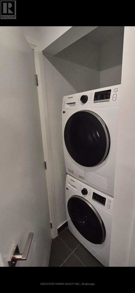 418 - 233 Princess Street, Kingston, Ontario  K7L 1B3 - Photo 8 - X12533818