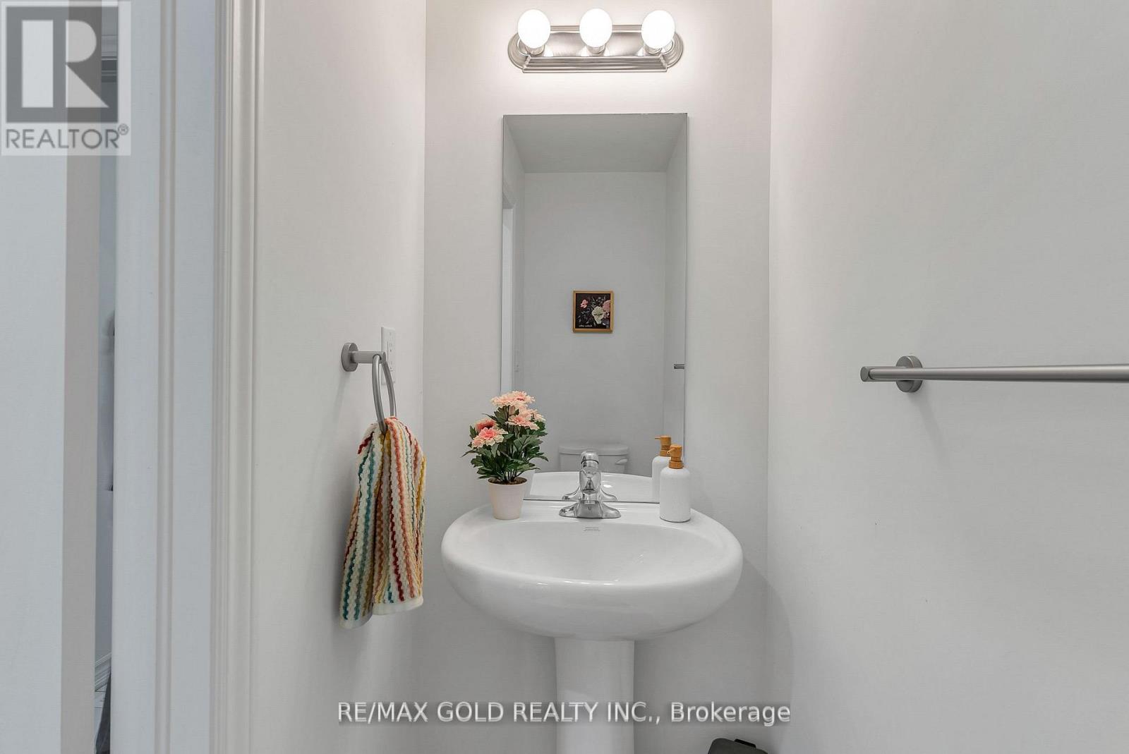 1615 Marina Drive, Fort Erie, Ontario  L2A 5P2 - Photo 25 - X12533838