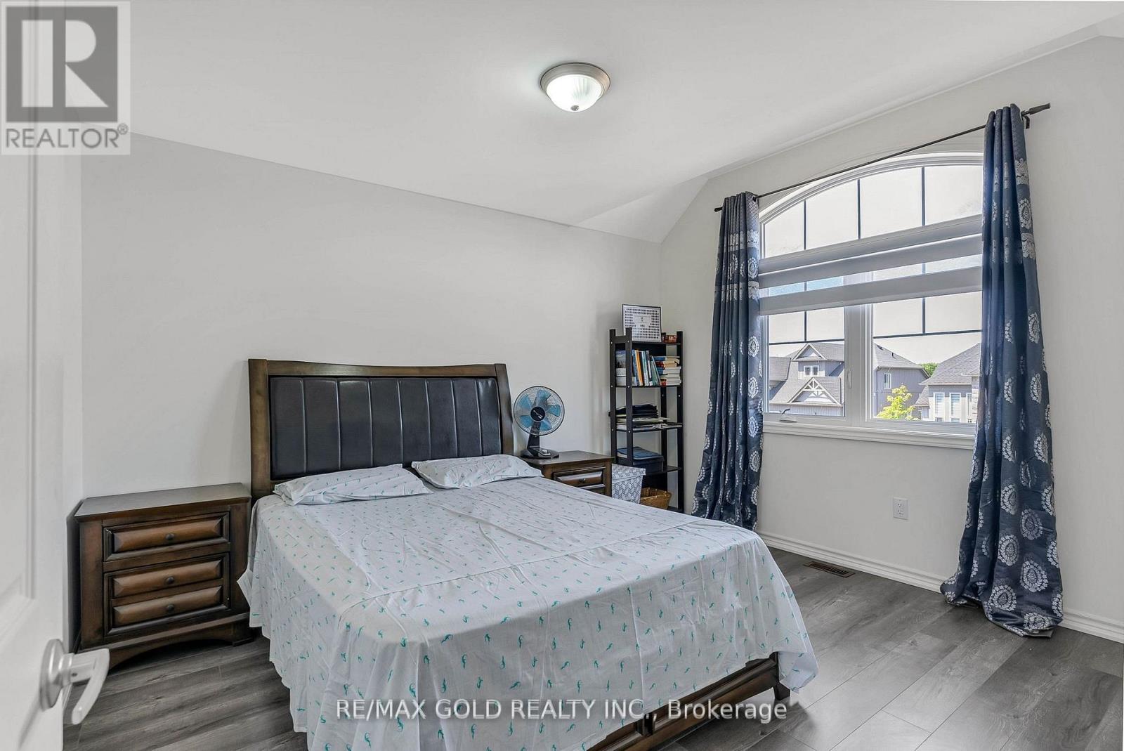 1615 Marina Drive, Fort Erie, Ontario  L2A 5P2 - Photo 32 - X12533838