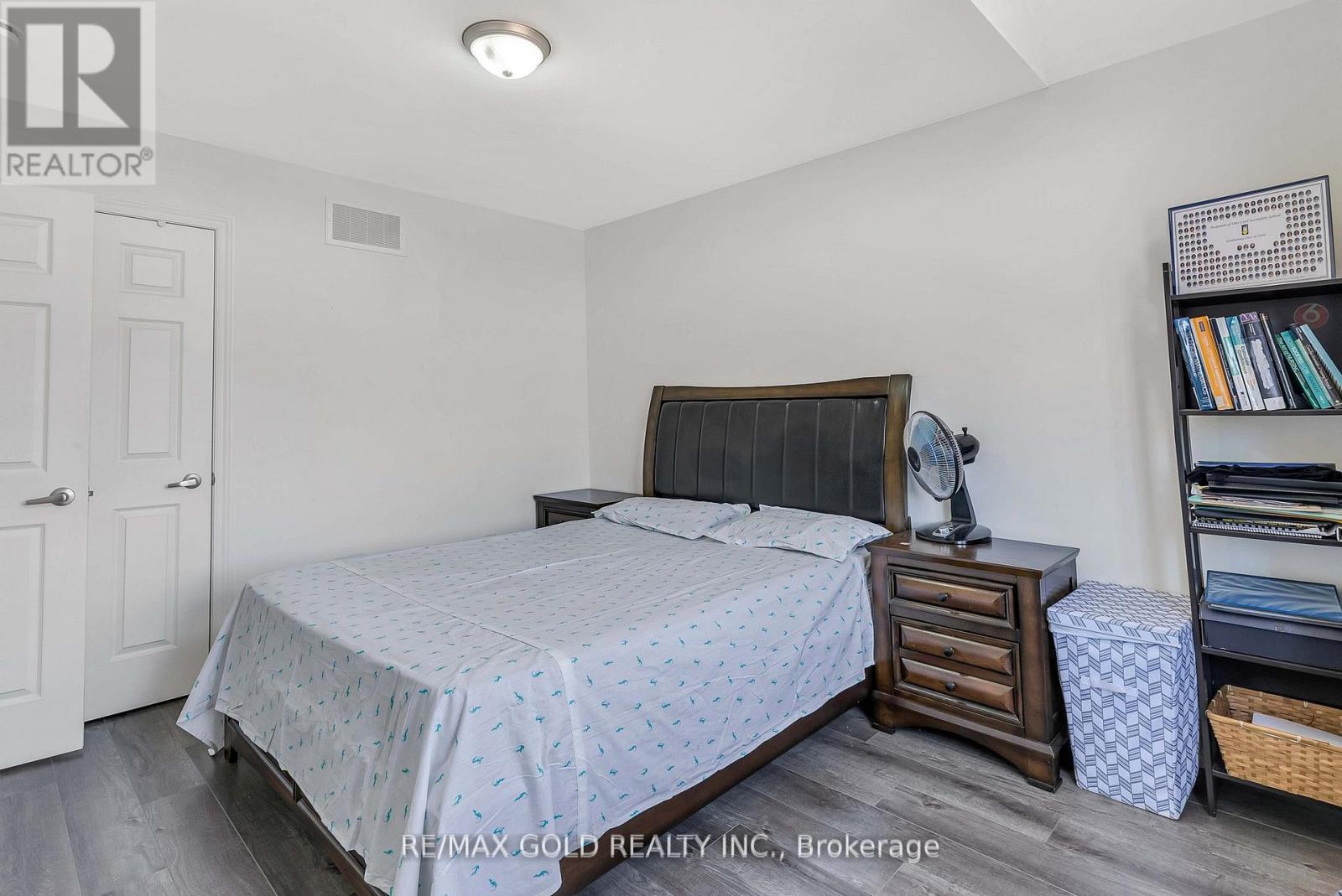 1615 Marina Drive, Fort Erie, Ontario  L2A 5P2 - Photo 33 - X12533838