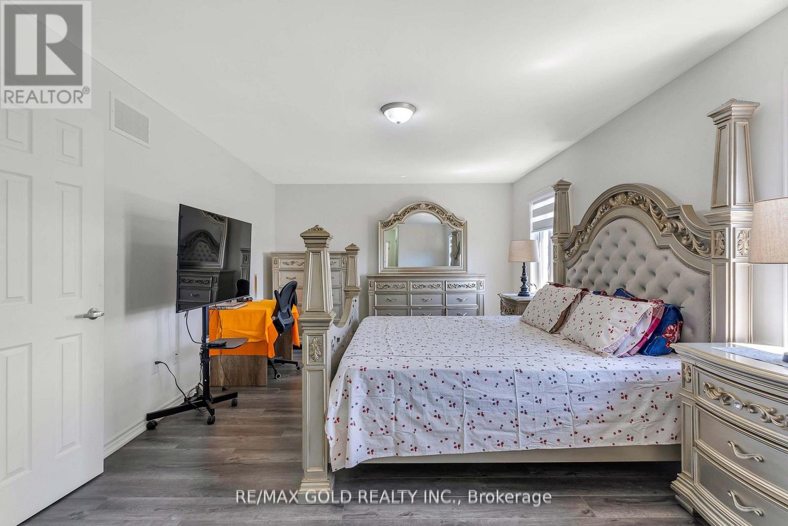 1615 Marina Drive, Fort Erie, Ontario  L2A 5P2 - Photo 37 - X12533838