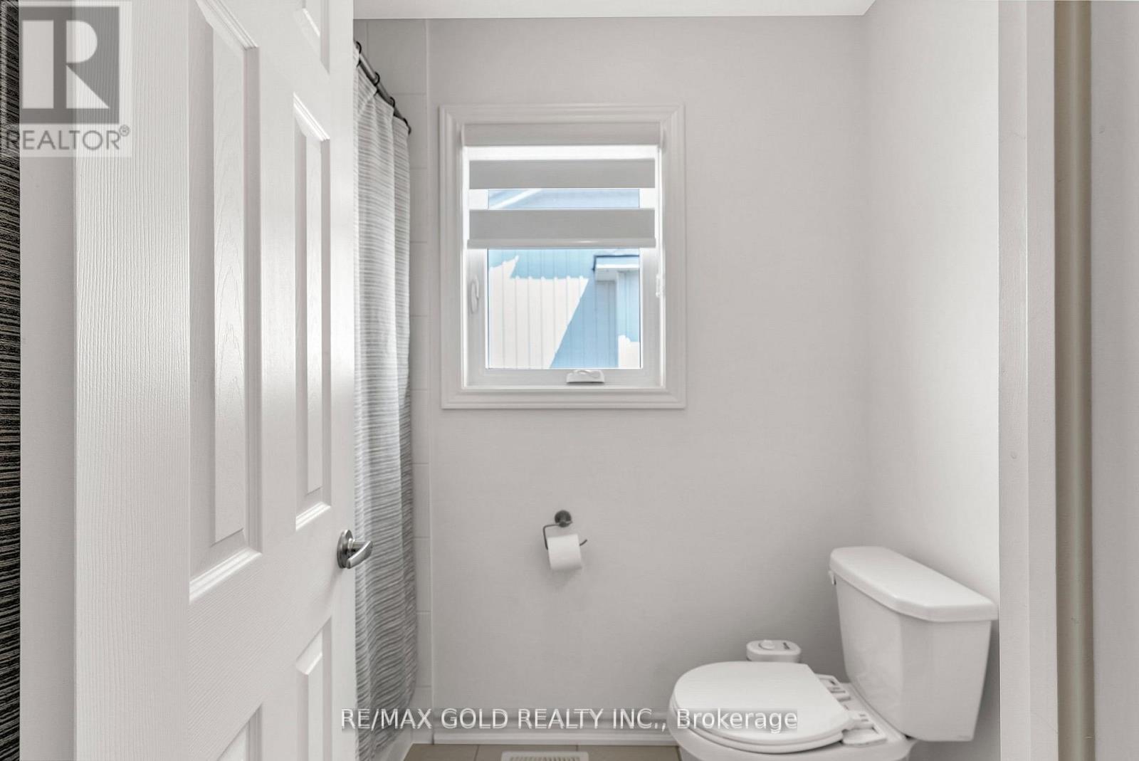 1615 Marina Drive, Fort Erie, Ontario  L2A 5P2 - Photo 45 - X12533838