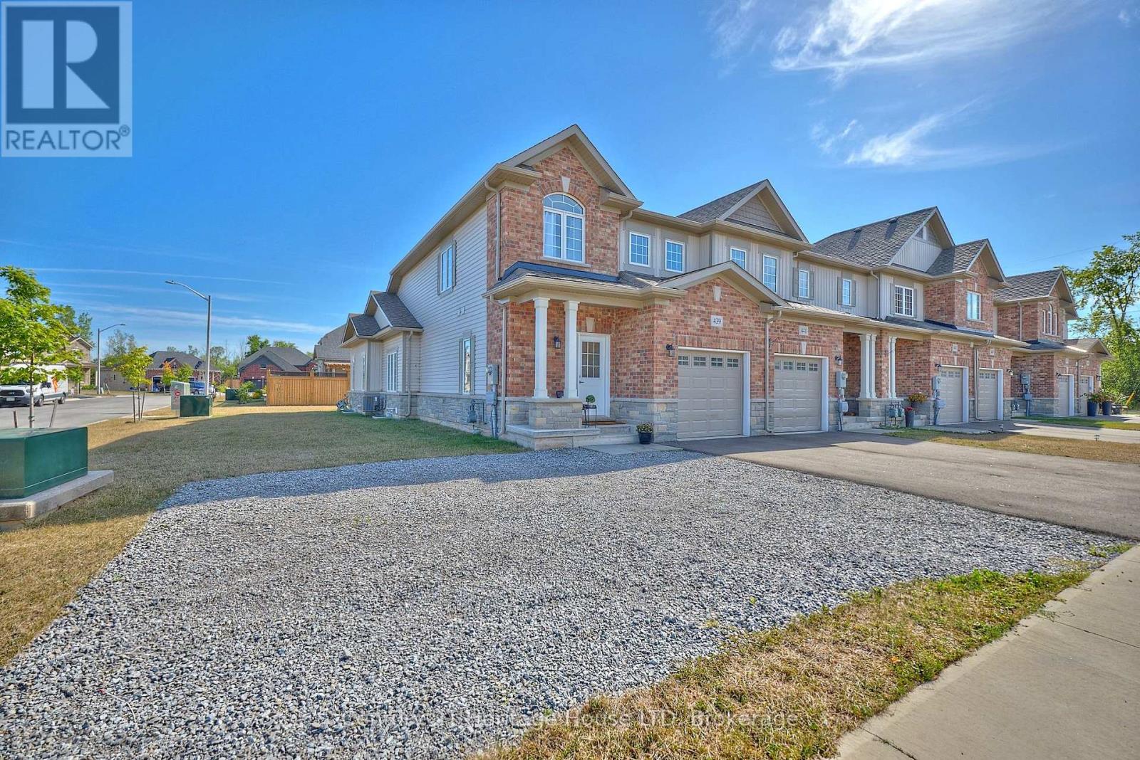 Lower - 439 Viking Street, Fort Erie, Ontario  L2A 0E8 - Photo 12 - X12533964