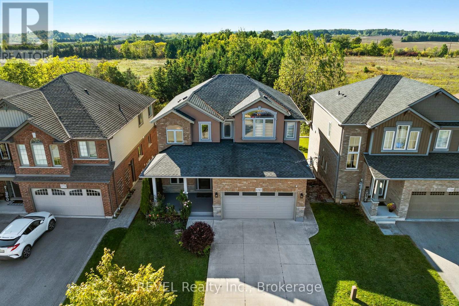 5767 Osprey Avenue, Niagara Falls, Ontario L2H 0G2 - Photo 36 - X12533992