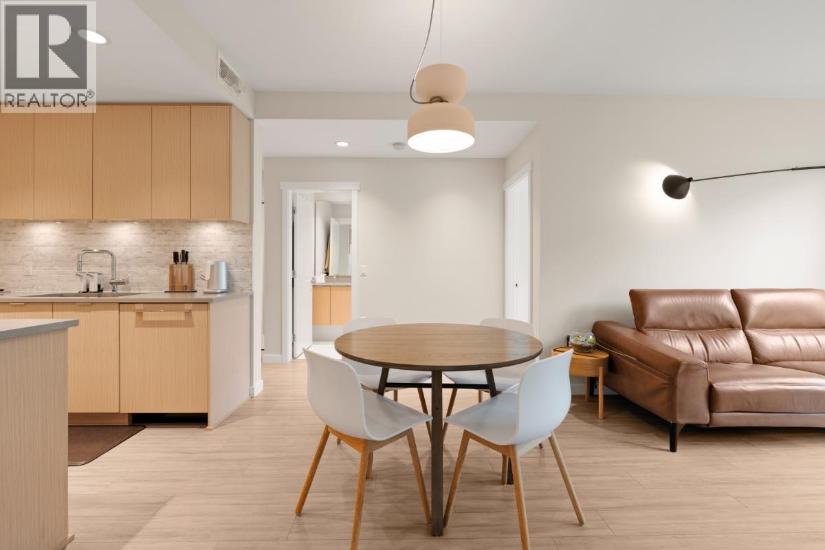 9213 ODLIN ROAD, Richmond, British Columbia