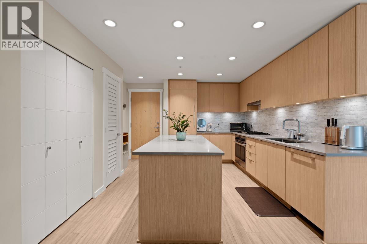 9213 Odlin Road, Richmond, British Columbia V6X 0V5 - Photo 8 - R3066517