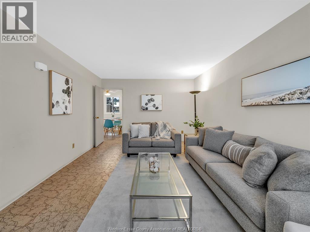 328 Fryer, Amherstburg, Ontario  N9V 2L9 - Photo 4 - 25028545