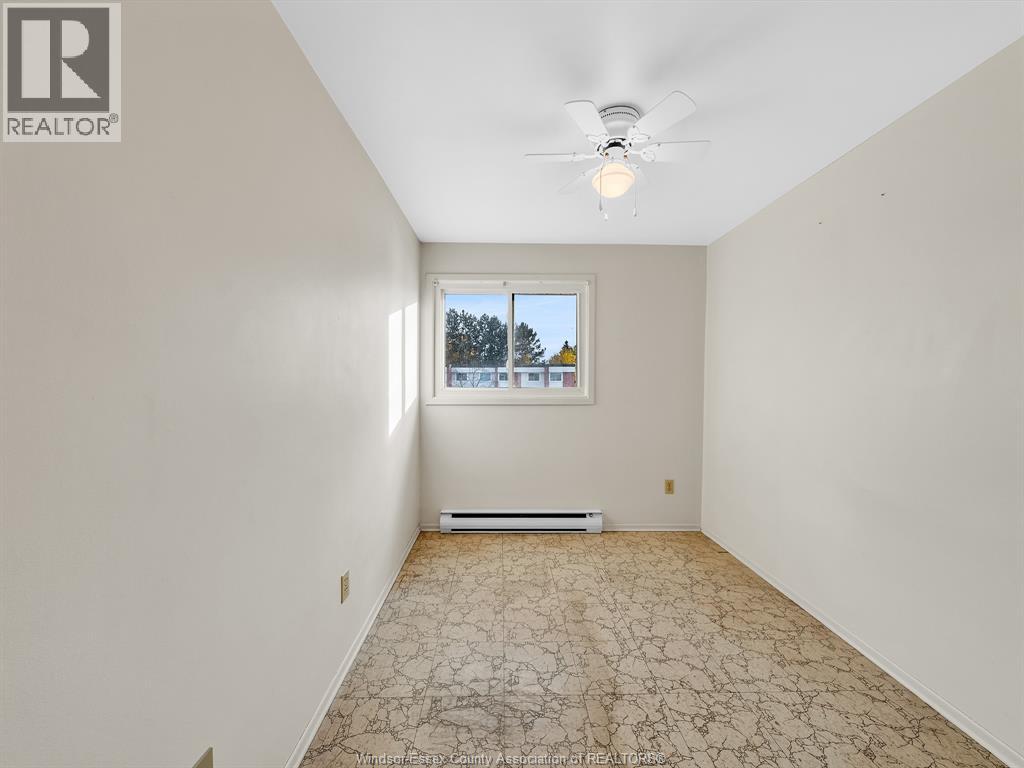 328 Fryer, Amherstburg, Ontario  N9V 2L9 - Photo 19 - 25028545