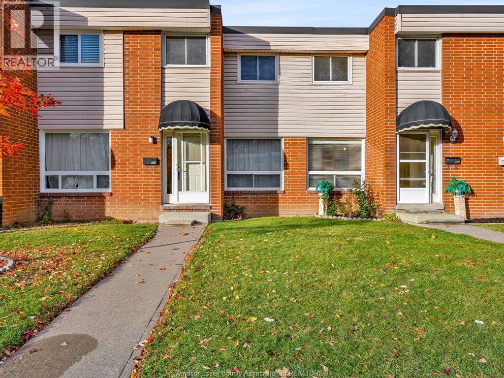 328 FRYER, Amherstburg, Ontario