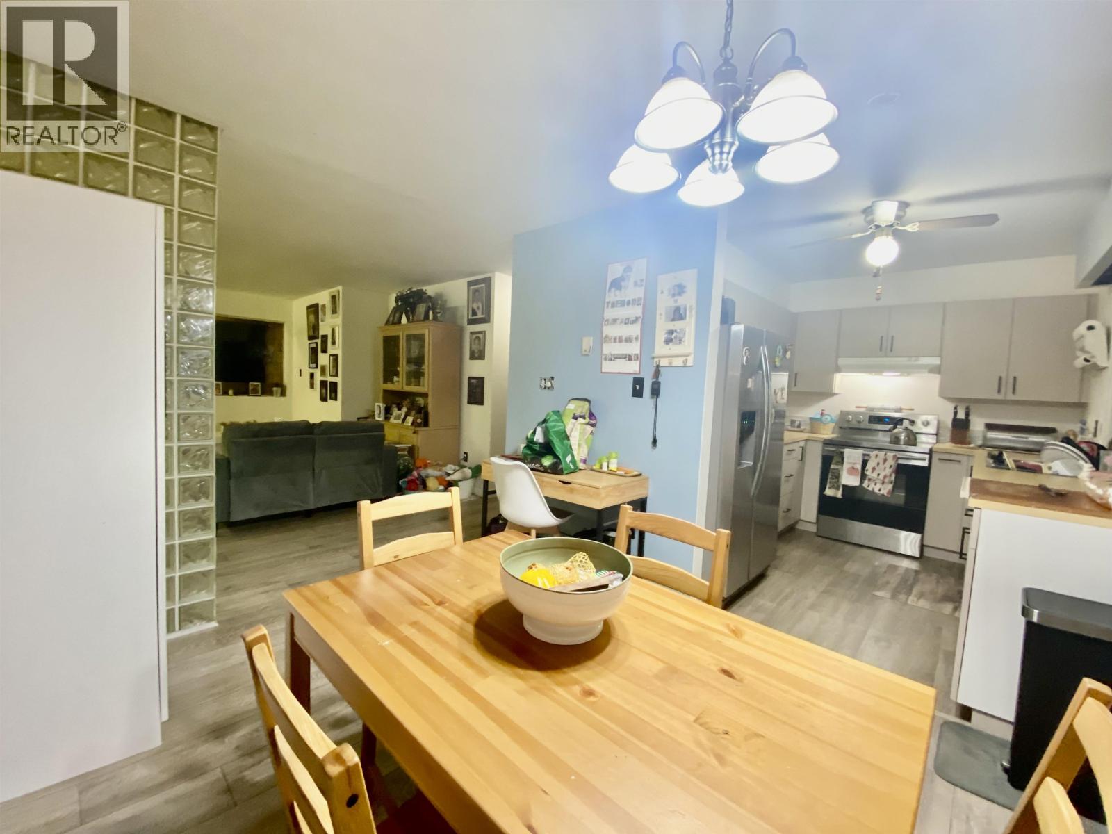 1134 Chateau Place, Port Moody, British Columbia  V3H 1N6 - Photo 13 - R3060491